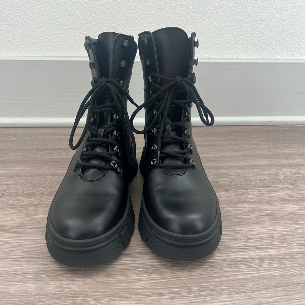 Womens Guess Combat Boots